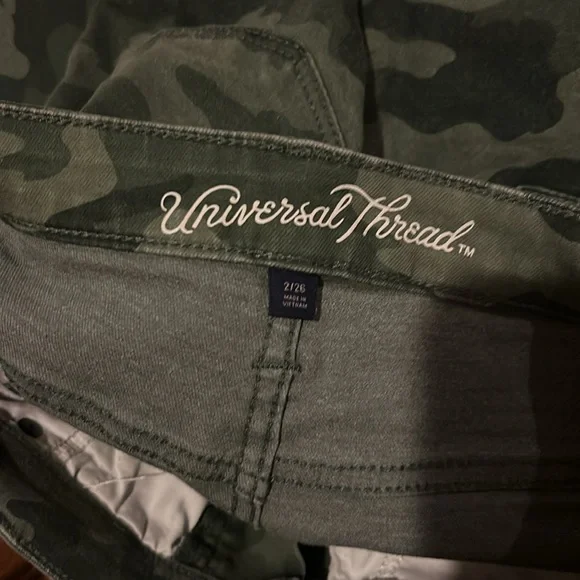 Camo jeans - Picture 2 of 2